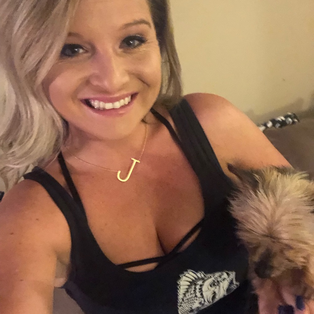 Meet your Posher, Jen